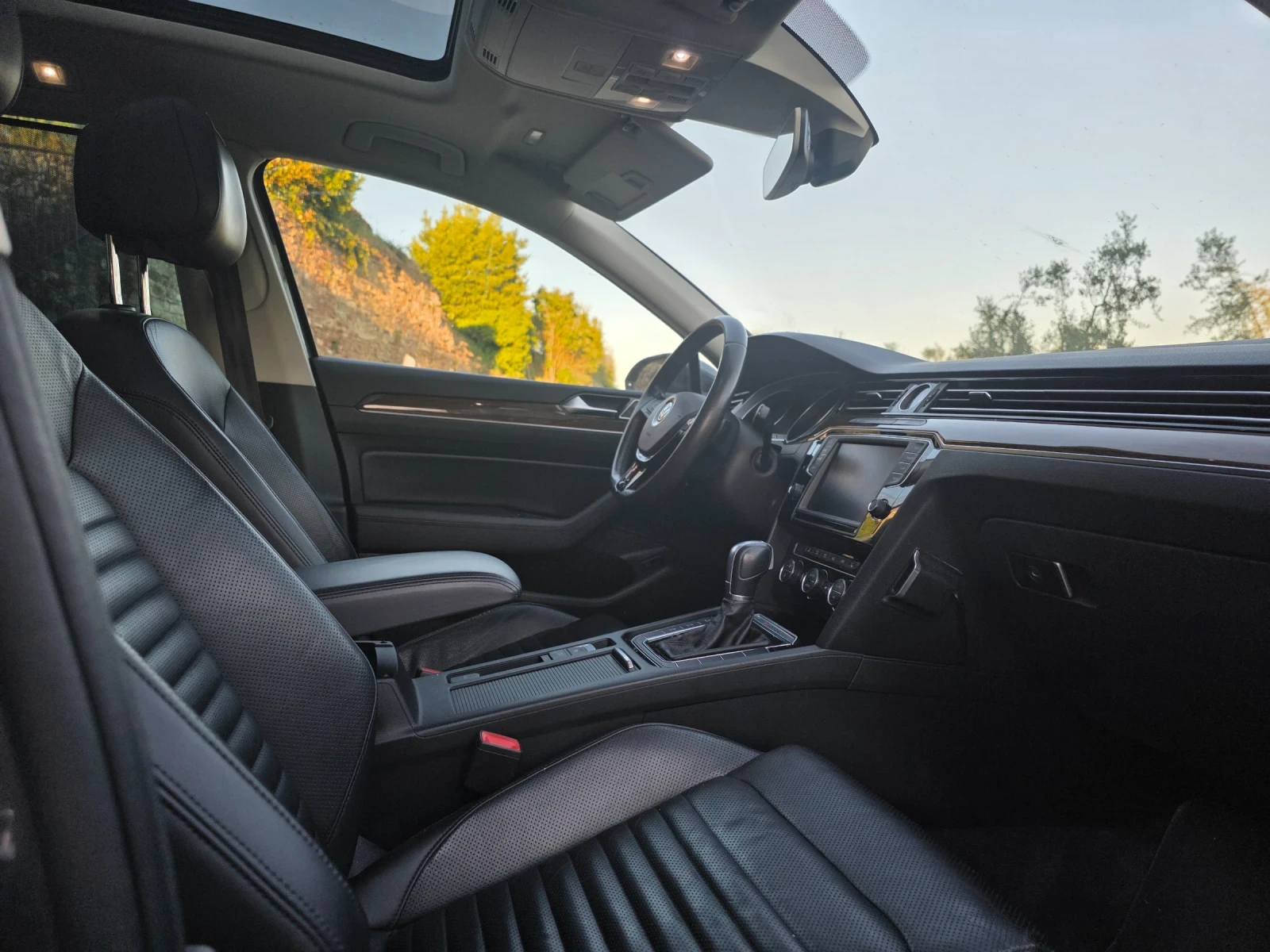VW Passat Highline, снимка 11 - Автомобили и джипове - 54704707
