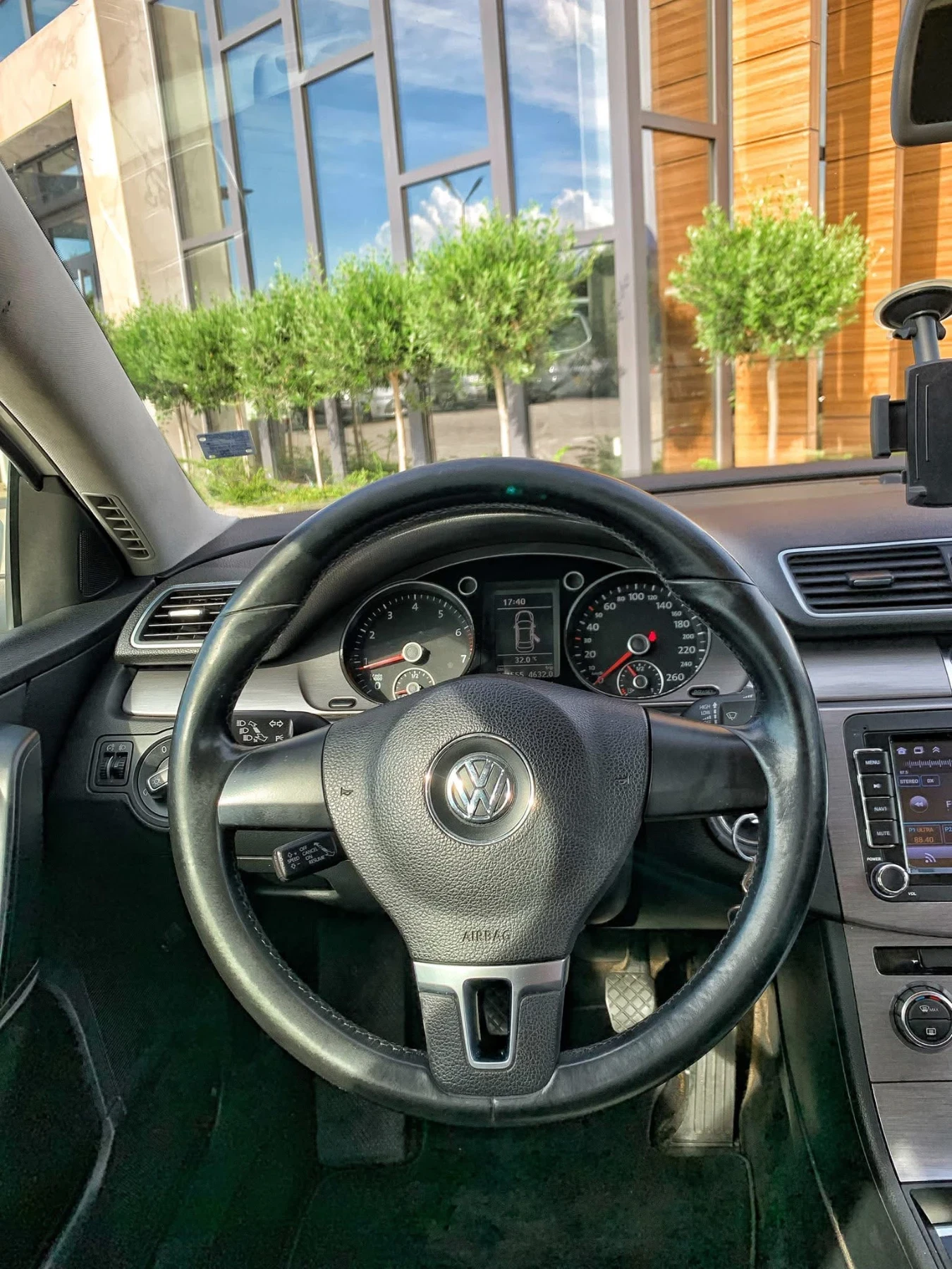 VW Passat CNG , снимка 12 - Автомобили и джипове - 54933663