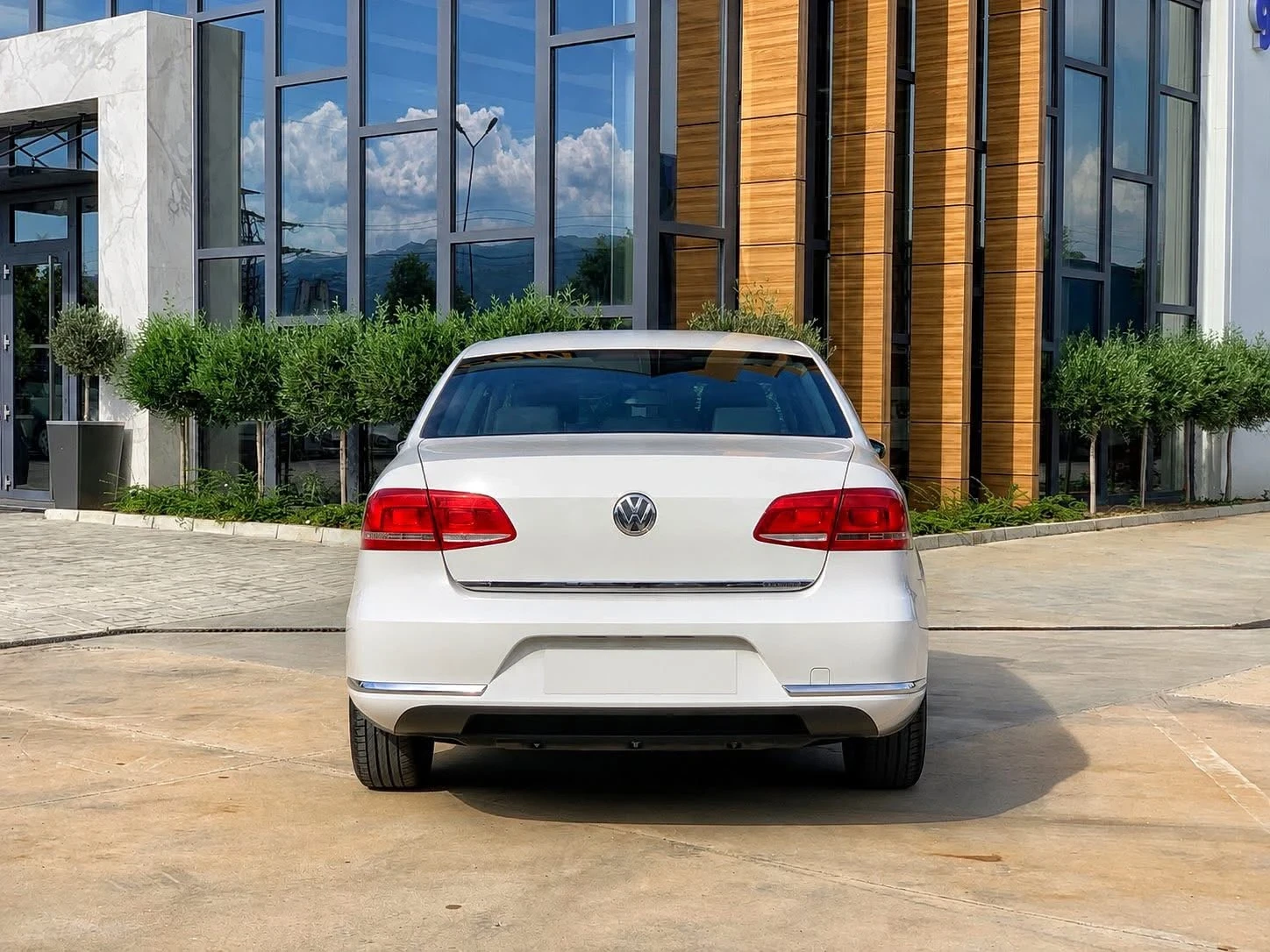 VW Passat CNG , снимка 8 - Автомобили и джипове - 54933663
