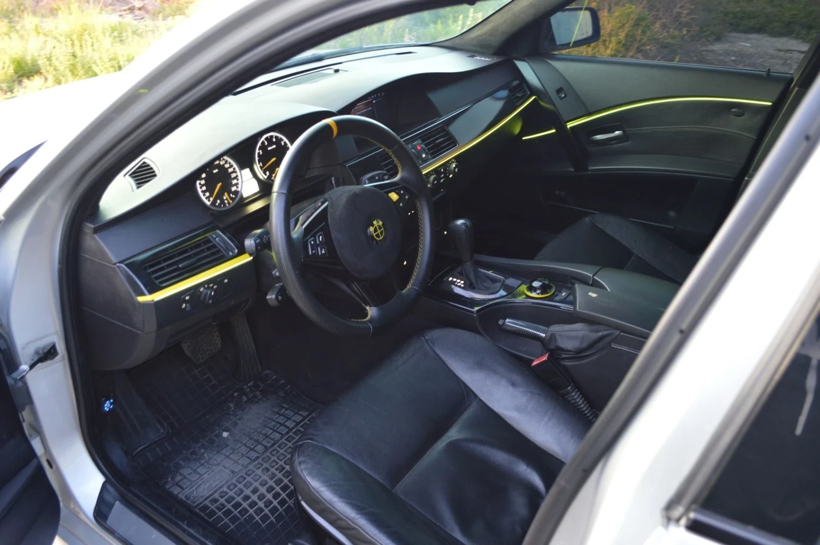 BMW 525, снимка 4 - Автомобили и джипове - 55223956