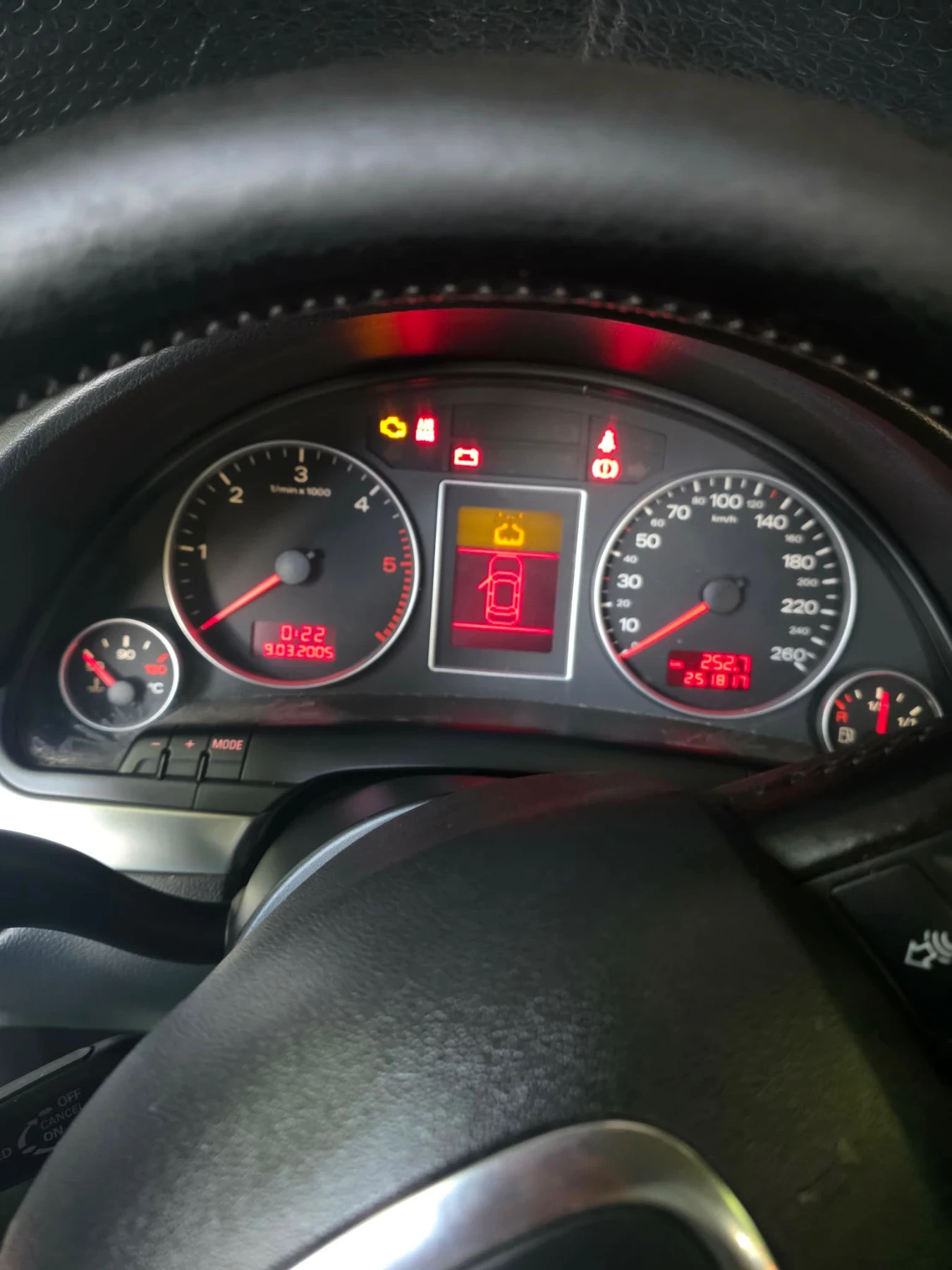 Audi A4 2.0/140HP, снимка 5 - Автомобили и джипове - 55341842