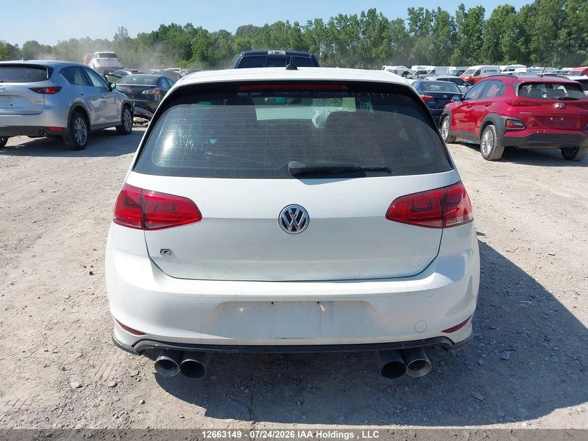 VW Golf 7R Автокредит Цена до България, снимка 5 - Автомобили и джипове - 55589562