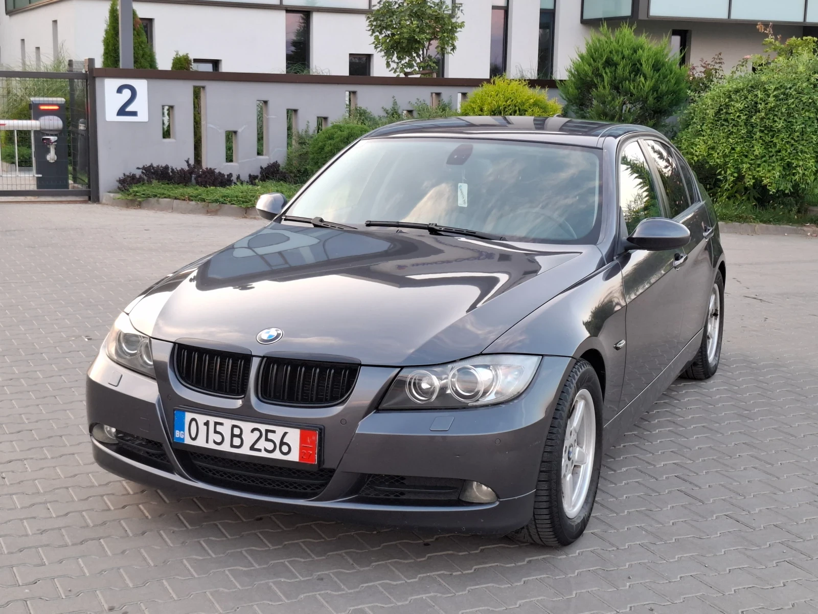 BMW 320 2.0D* (163кс)* NAVI* КОJA* НОВ ВНОС* , снимка 3 - Автомобили и джипове - 55767977