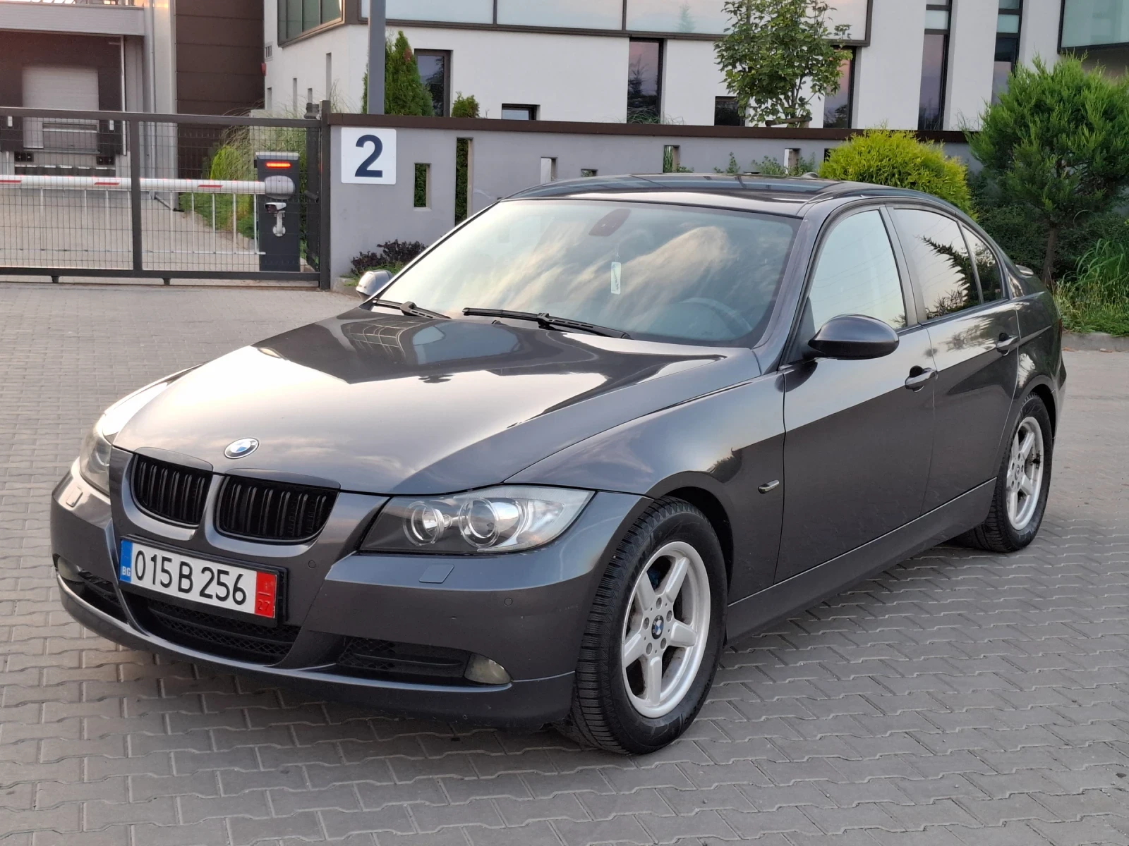 BMW 320 2.0D* (163кс)* NAVI* КОJA* НОВ ВНОС* , снимка 5 - Автомобили и джипове - 55767977