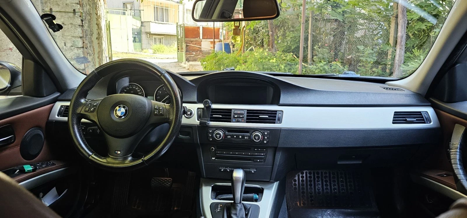 BMW 330 Xdrive, снимка 4 - Автомобили и джипове - 55783790