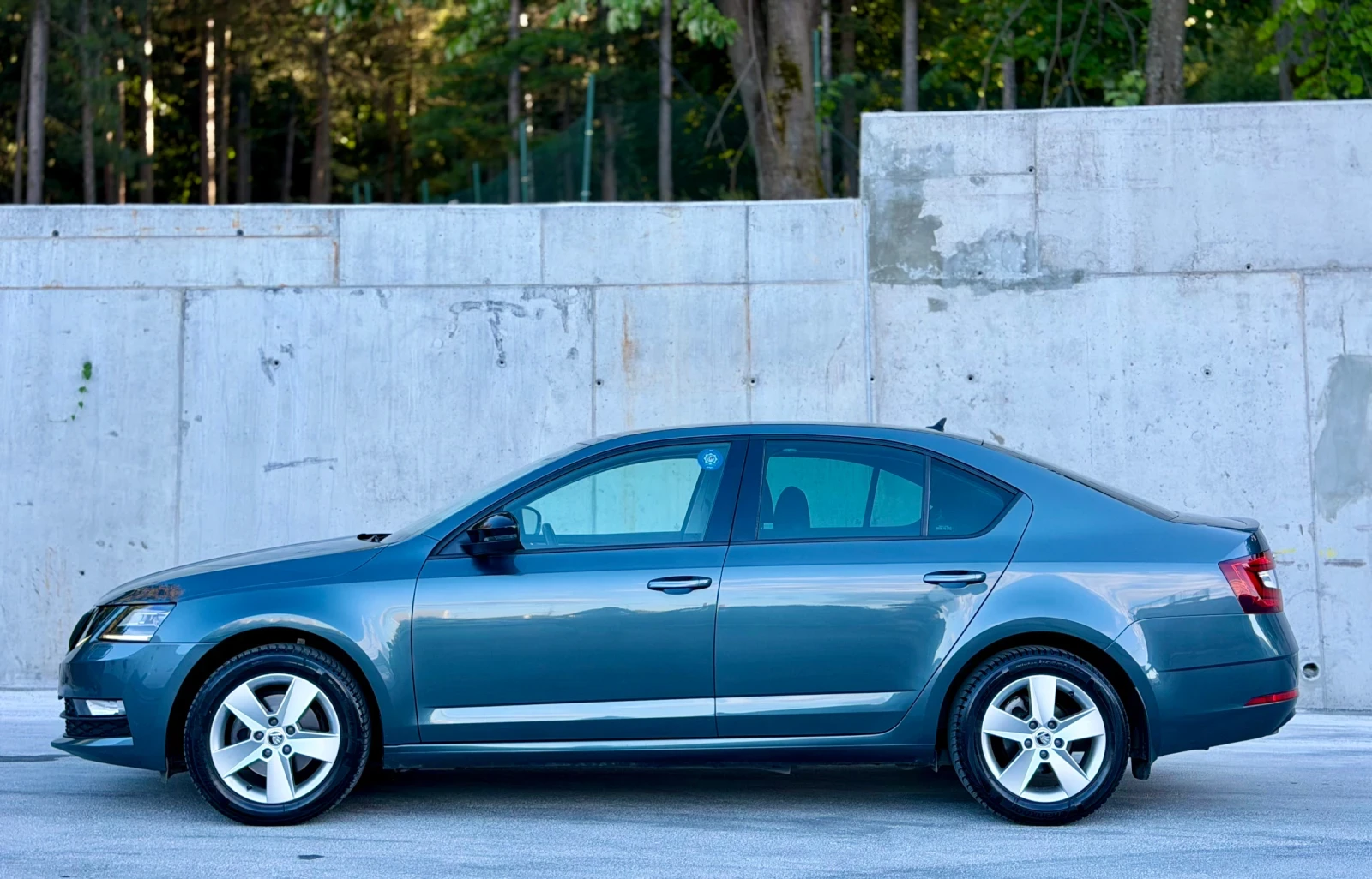 Skoda Octavia 1.5TFSi~150hp~DSG~FULL LED~ГАРАНЦИЯ~86000км!, снимка 8 - Автомобили и джипове - 55802381