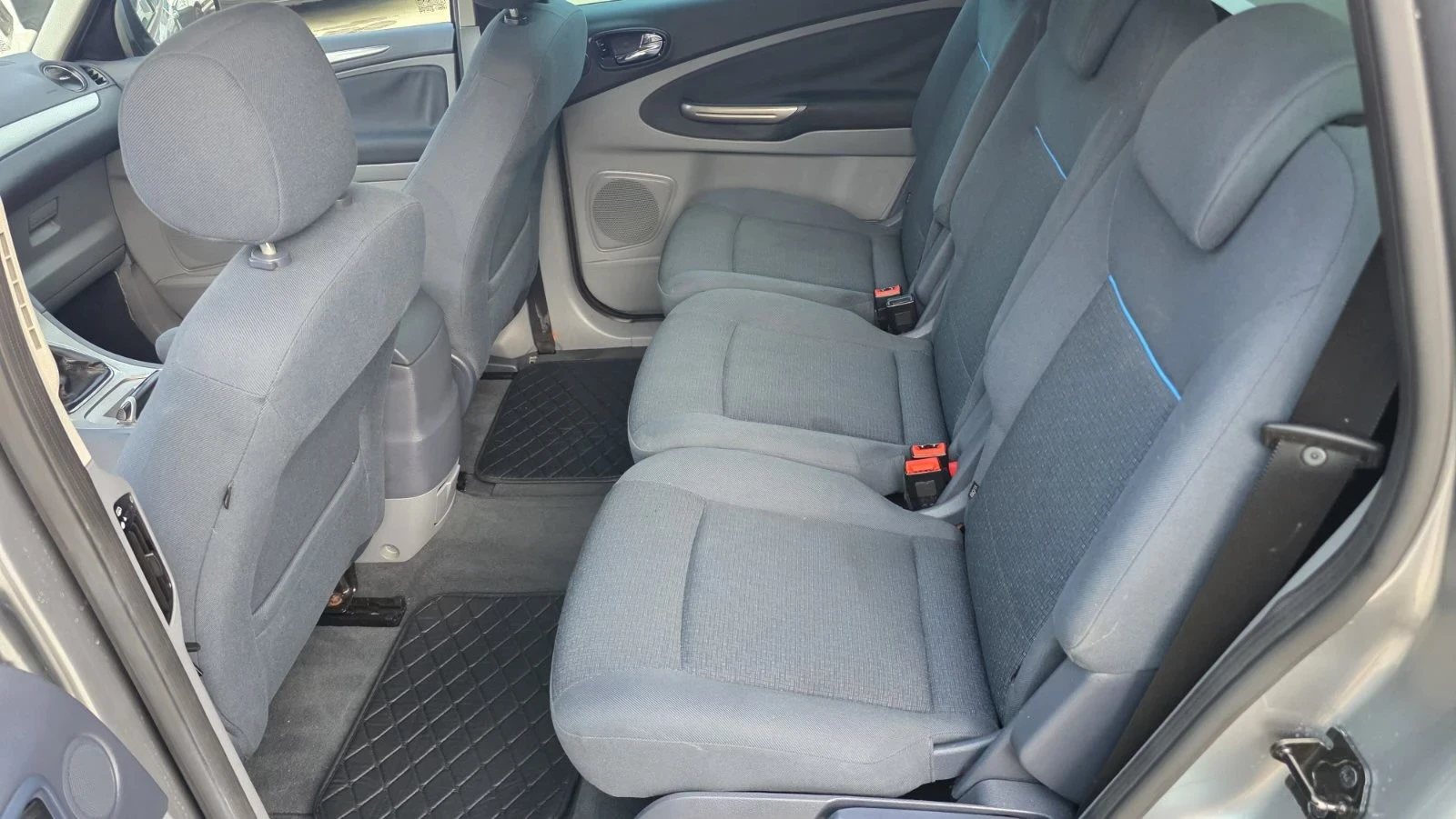 Ford S-Max 2.0TDI 131К.С. ЛИЗИНГ, снимка 11 - Автомобили и джипове - 56110579
