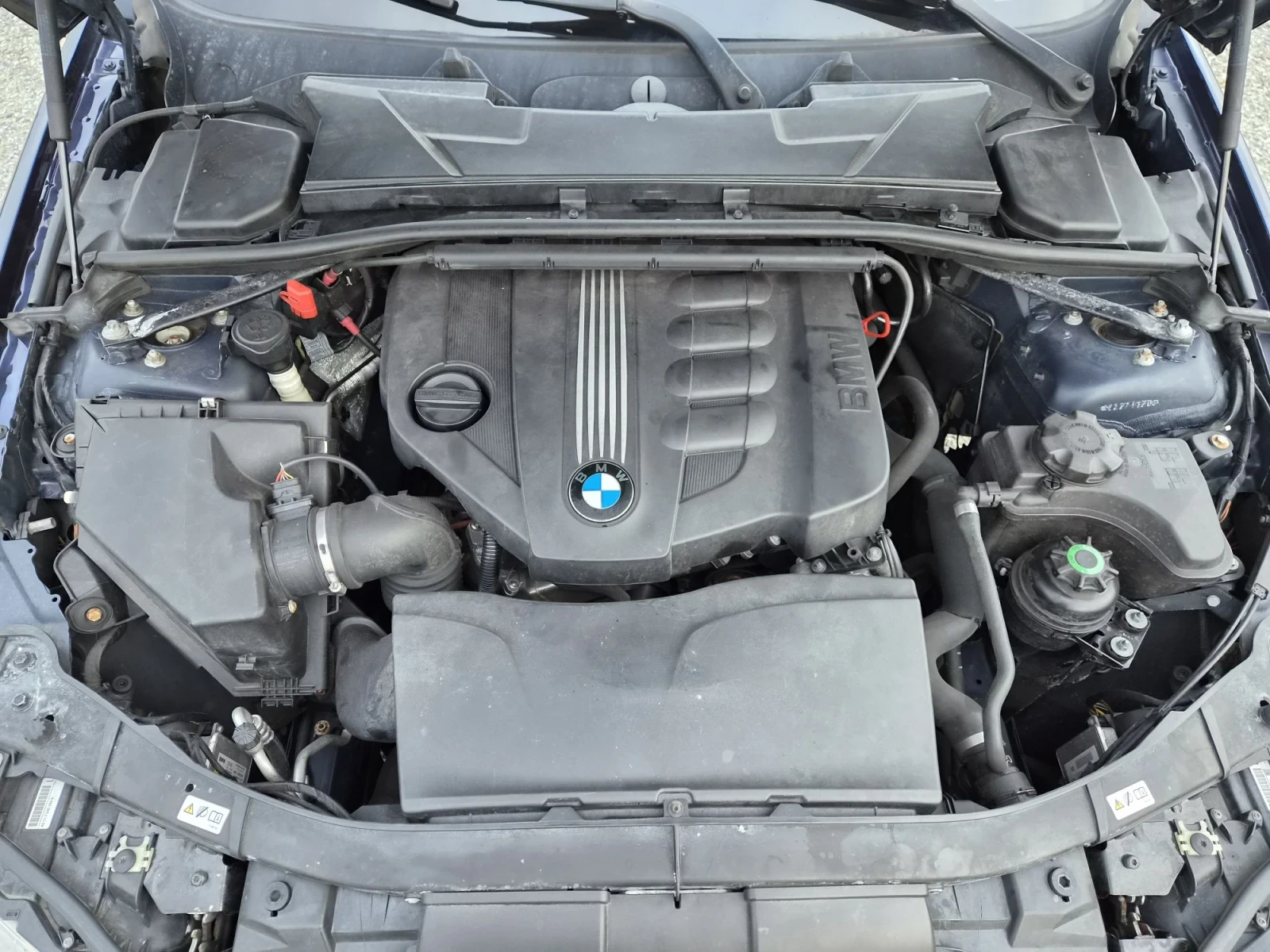 BMW 320 X-drive, снимка 9 - Автомобили и джипове - 56439441