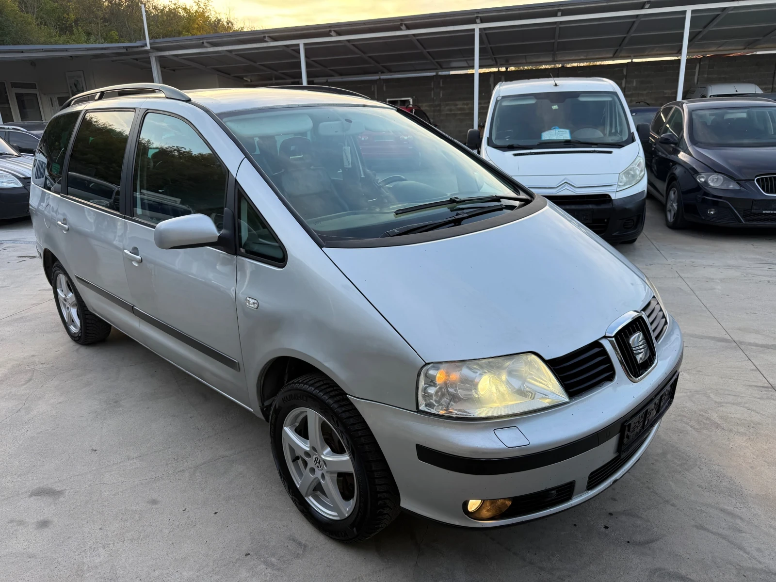 Seat Alhambra FACE ЛИЗИНГ 7 МЕСТА, снимка 3 - Автомобили и джипове - 56665734