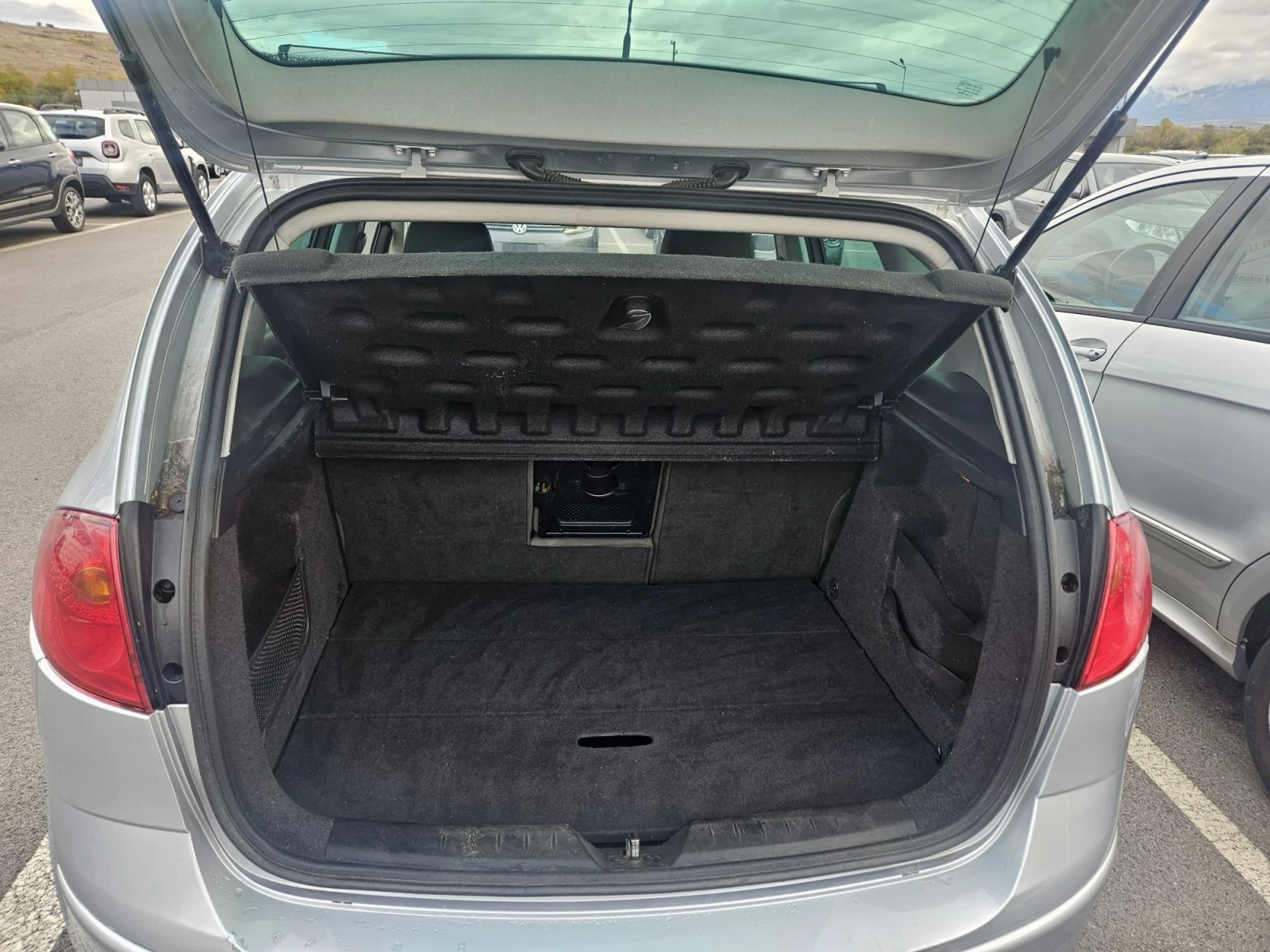 Seat Altea 1.9TDI, снимка 12 - Автомобили и джипове - 56702595
