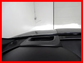 Jaguar F-PACE S AWD / MERIDIAN / BLACK ON BLACK / DIGITAL / HUD, снимка 12