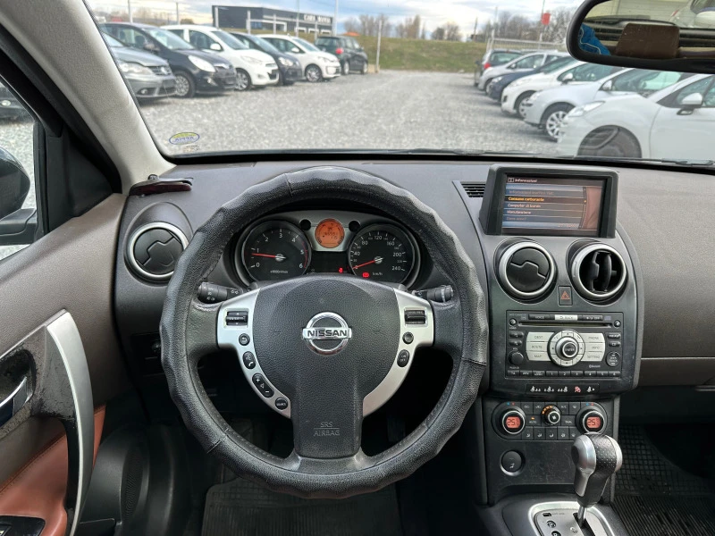 Nissan Qashqai 2.0dci, снимка 8 - Автомобили и джипове - 43246014