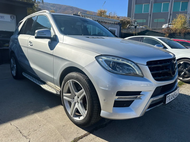 Mercedes-Benz ML 350 CDI AMG 4matic, снимка 3 - Автомобили и джипове - 47833557