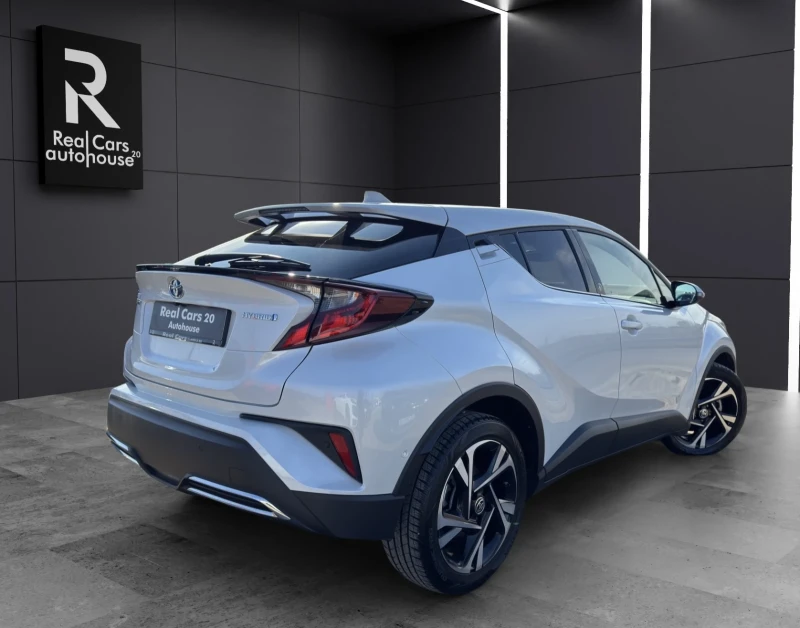 Toyota C-HR 2.0HYBRID* НАЛИЧЕН* TEAM D* DISTR* KEYLESS* CAMERA, снимка 4 - Автомобили и джипове - 49212056