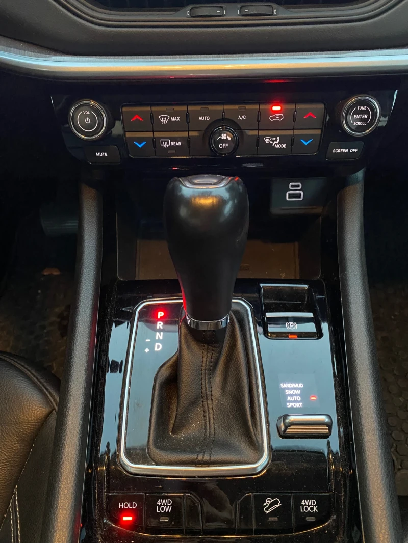 Jeep Compass, снимка 11 - Автомобили и джипове - 52521175