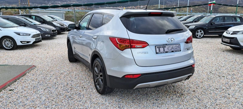 Hyundai Santa fe 2.2 CRDI 4x4 Avtomat 6+ 1 Места Premium, снимка 5 - Автомобили и джипове - 52596307