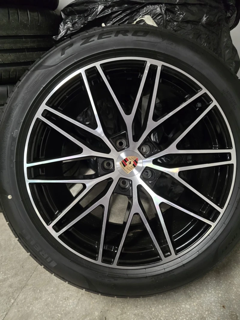 Porsche Cayenne Coupe E-Hybrid Black Edition, снимка 5 - Автомобили и джипове - 53009079