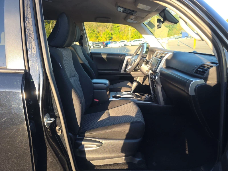 Toyota 4runner SR5, снимка 11 - Автомобили и джипове - 53090599