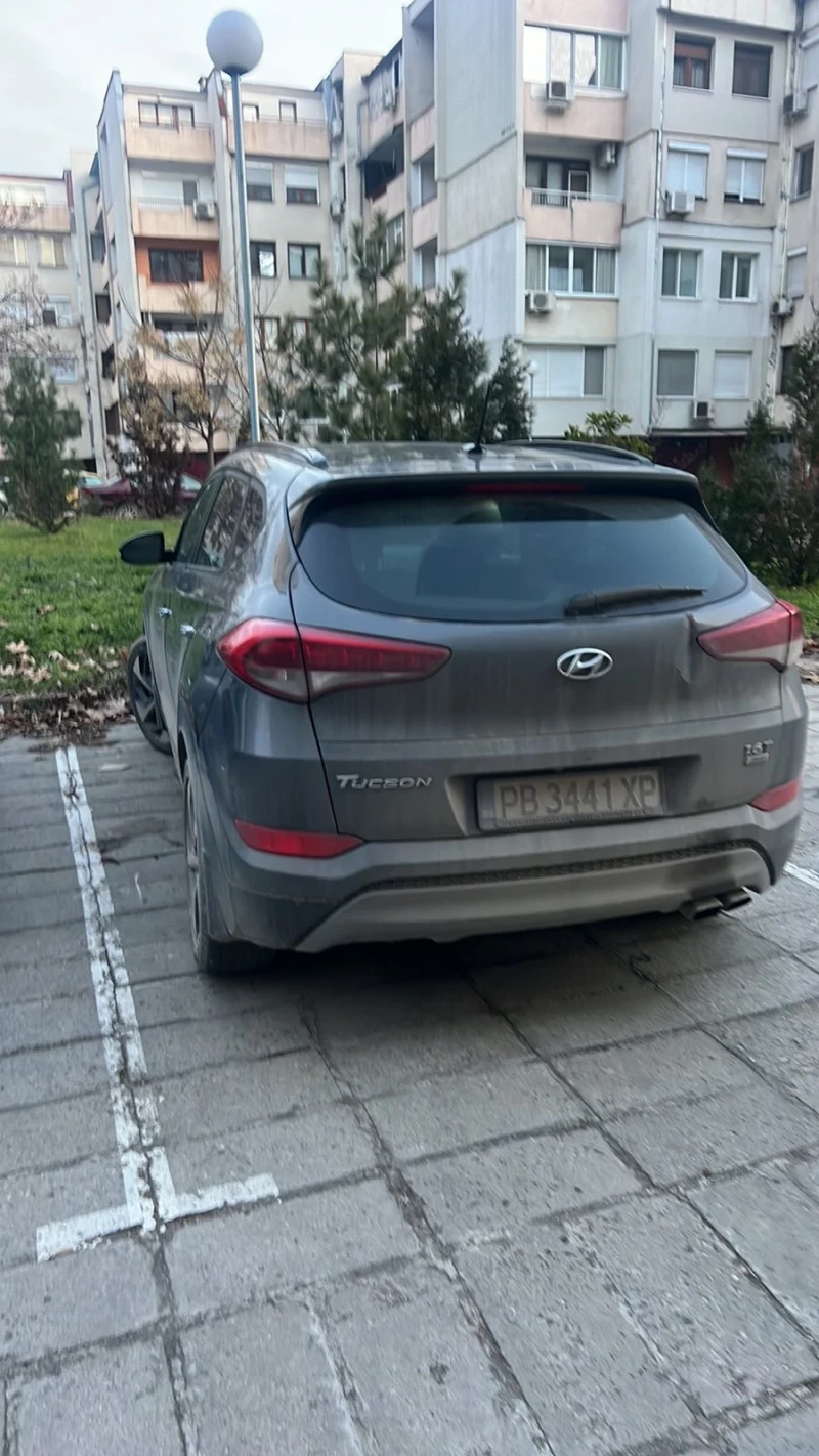 Hyundai Tucson 1.6, снимка 3 - Автомобили и джипове - 53207519