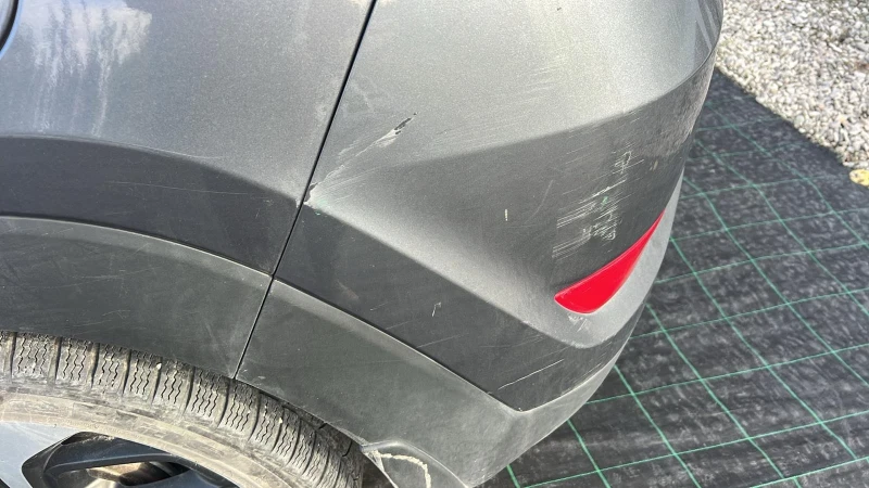 Hyundai Tucson 1.6, снимка 10 - Автомобили и джипове - 53207519