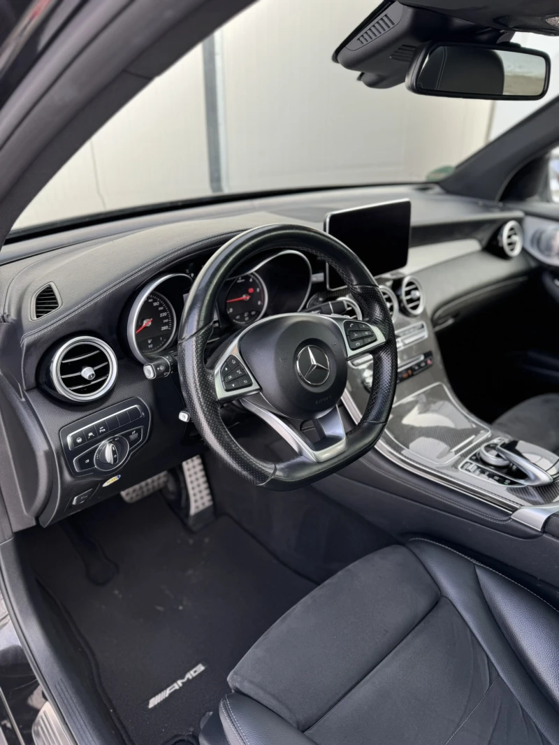 Mercedes-Benz GLC 250 4Matic AMG Line, снимка 10 - Автомобили и джипове - 53240947