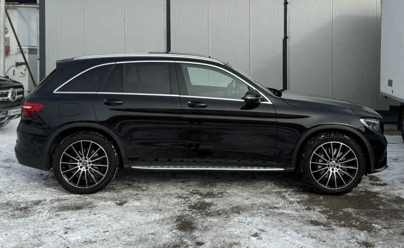 Mercedes-Benz GLC 250 4Matic AMG Line, снимка 7 - Автомобили и джипове - 53240947