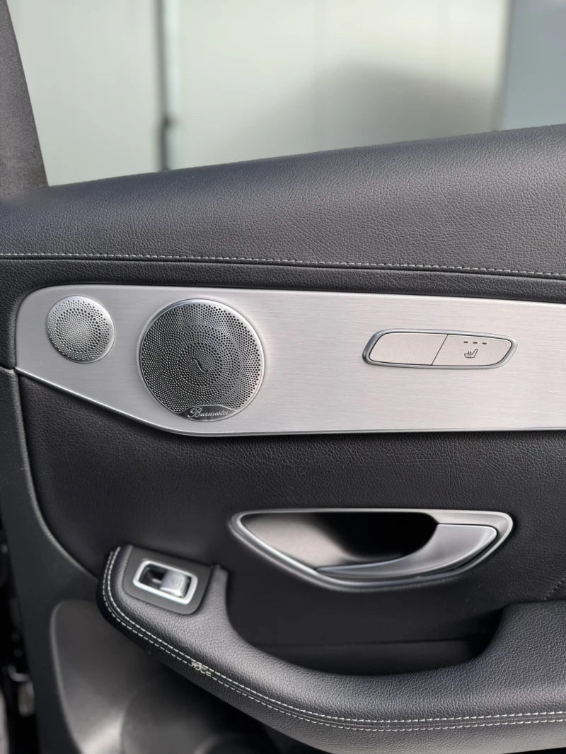 Mercedes-Benz GLC 250 4Matic AMG Line, снимка 13 - Автомобили и джипове - 53240947