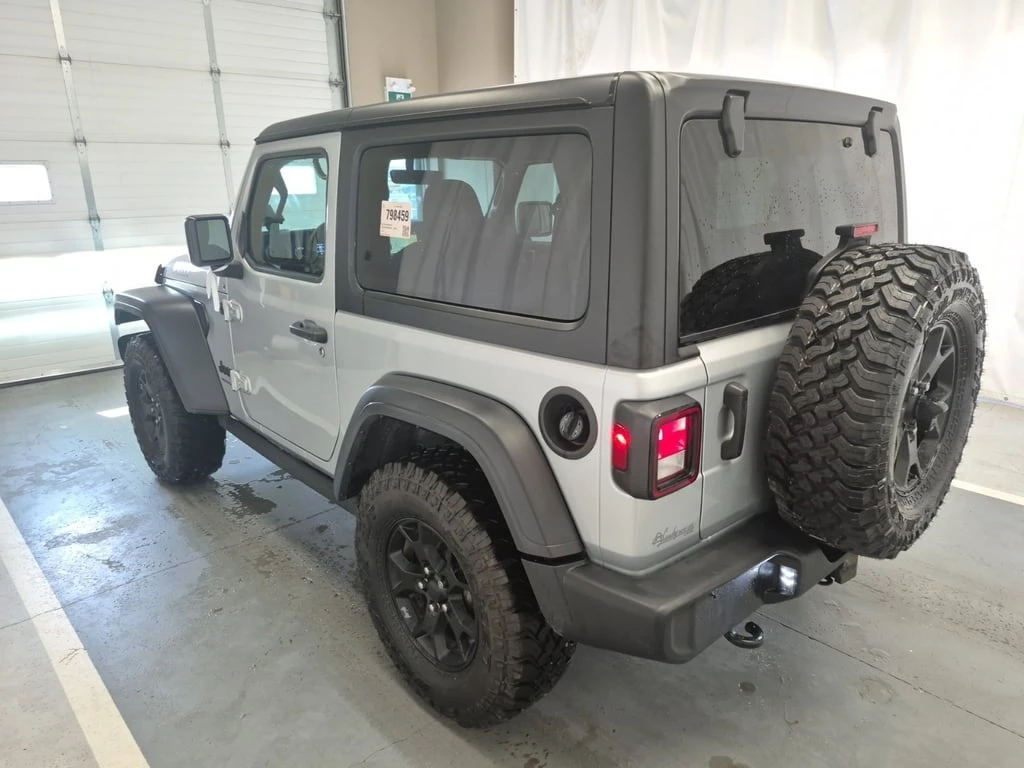 Jeep Wrangler  - изображение 4