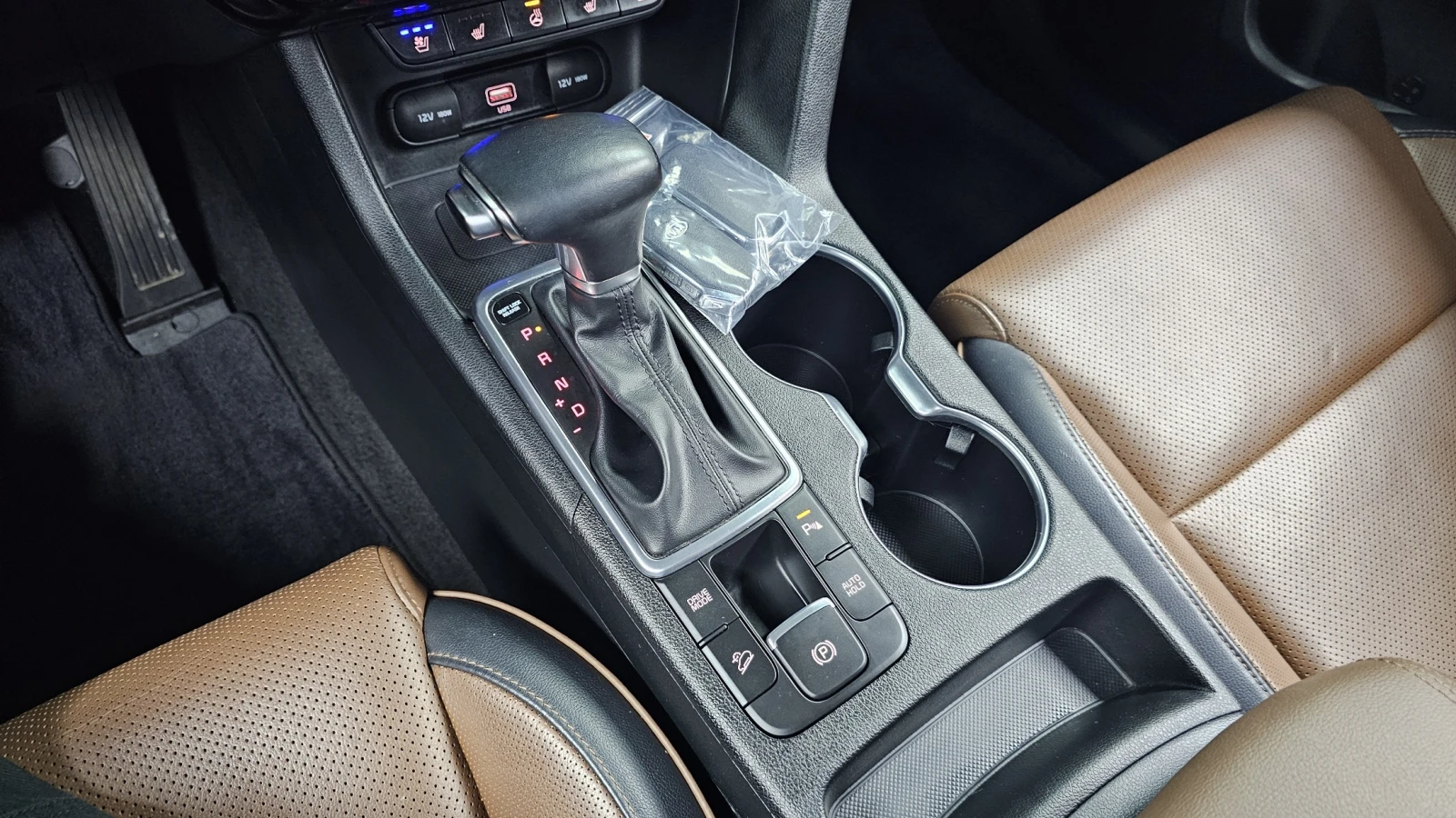 Kia Sportage 2.0 2WD SIGNATURE - изображение 9