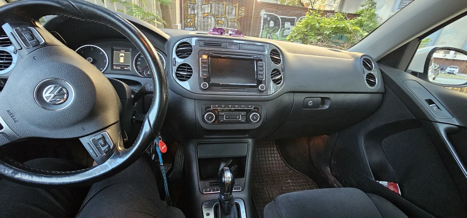 VW Tiguan  - изображение 7