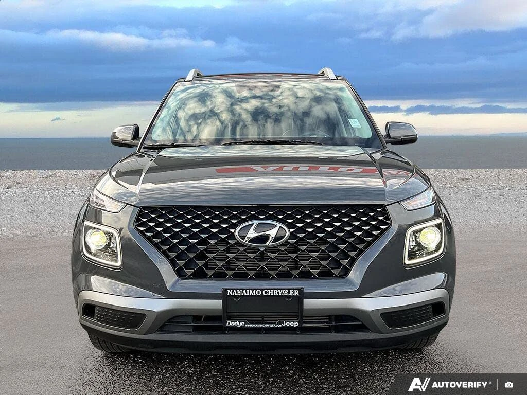 Hyundai Venue Ultimate* АвтоКредит* (ЦЕНА ДО БГ) - изображение 2