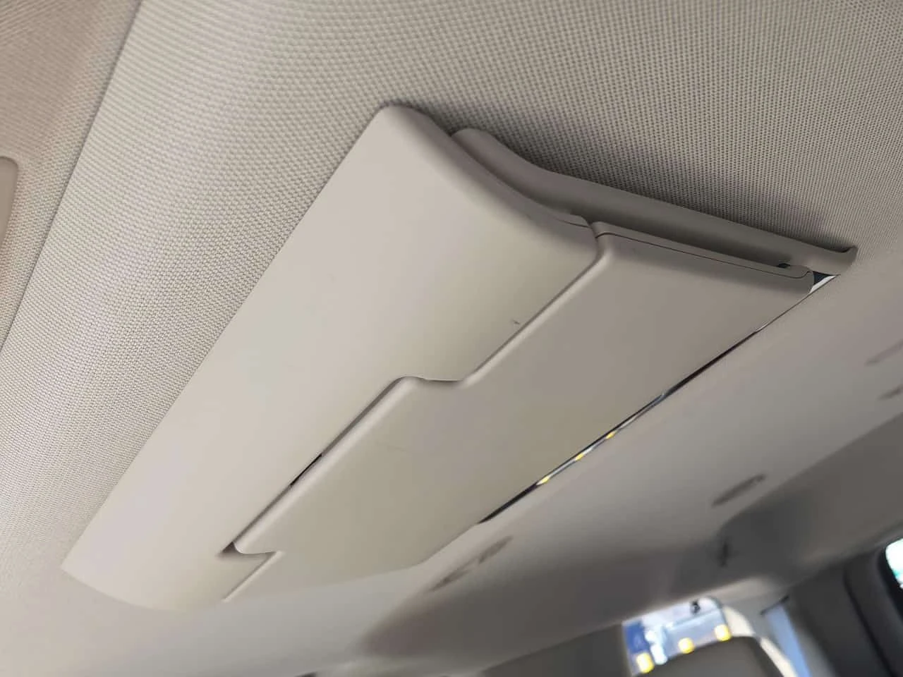 Cadillac Escalade * Luxury * PANO* KEYLESS* ПОДГРЕВ* , снимка 11 - Автомобили и джипове - 54320894