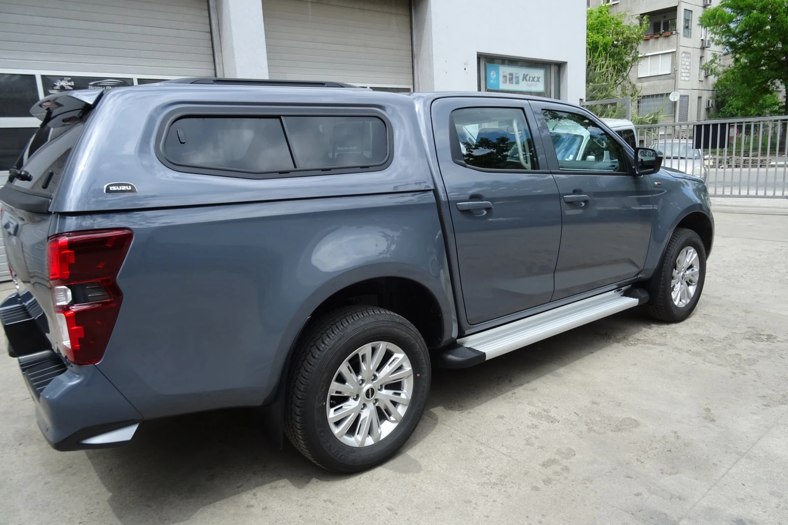 Isuzu D-max, снимка 10 - Автомобили и джипове - 54581138