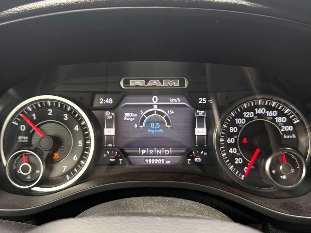 Dodge RAM 1500 * Sport * CARFAX * БЕЗ ПЪРВОНАЧАЛНА ВНОСКА, снимка 17 - Автомобили и джипове - 54942425