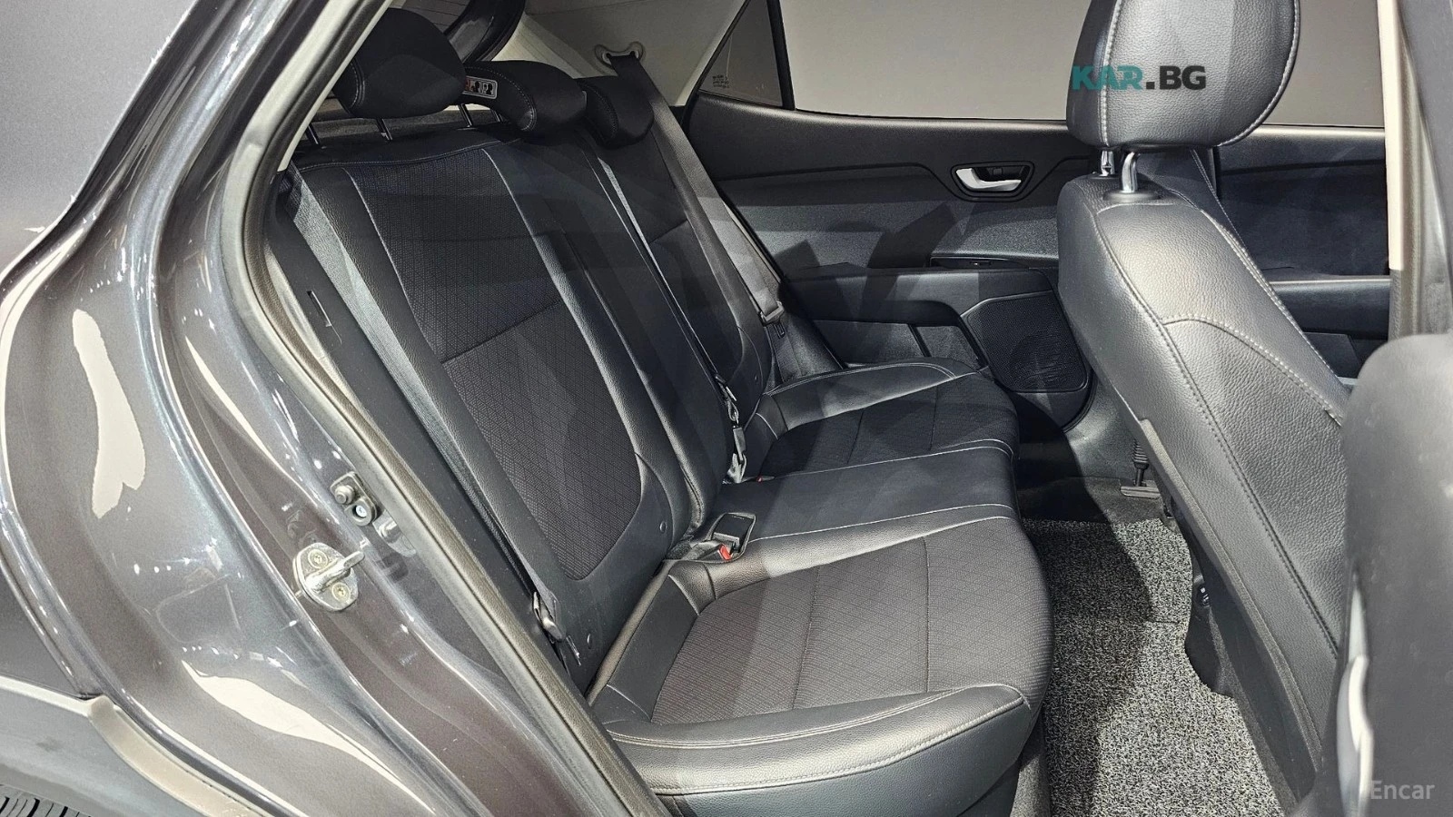 Kia Stonic * 1.6d* КОЖА* ПОДГРЕВ* КАМЕРА* NAVI* LED* , снимка 11 - Автомобили и джипове - 55264462