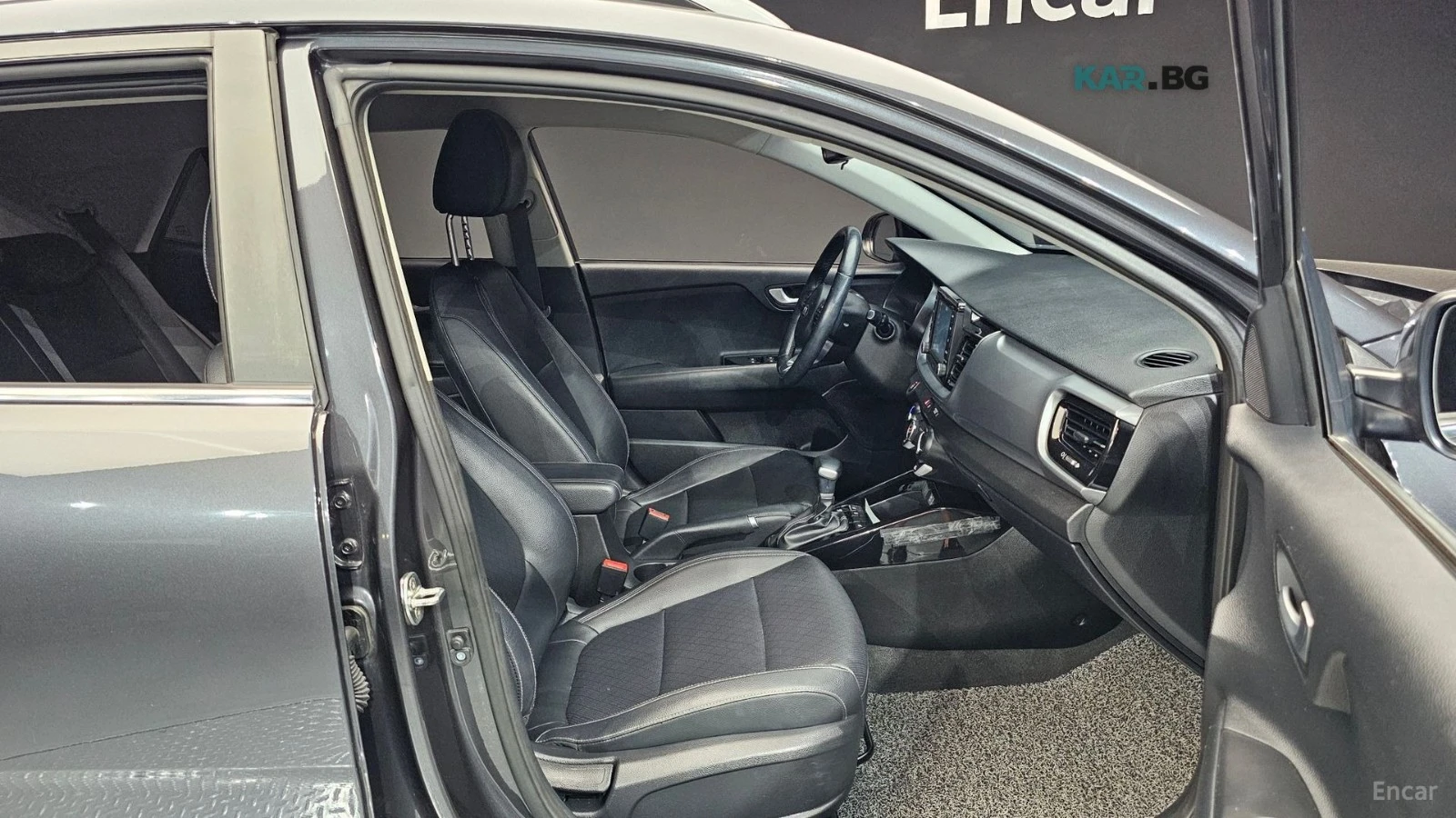 Kia Stonic * 1.6d* КОЖА* ПОДГРЕВ* КАМЕРА* NAVI* LED* , снимка 9 - Автомобили и джипове - 55264462