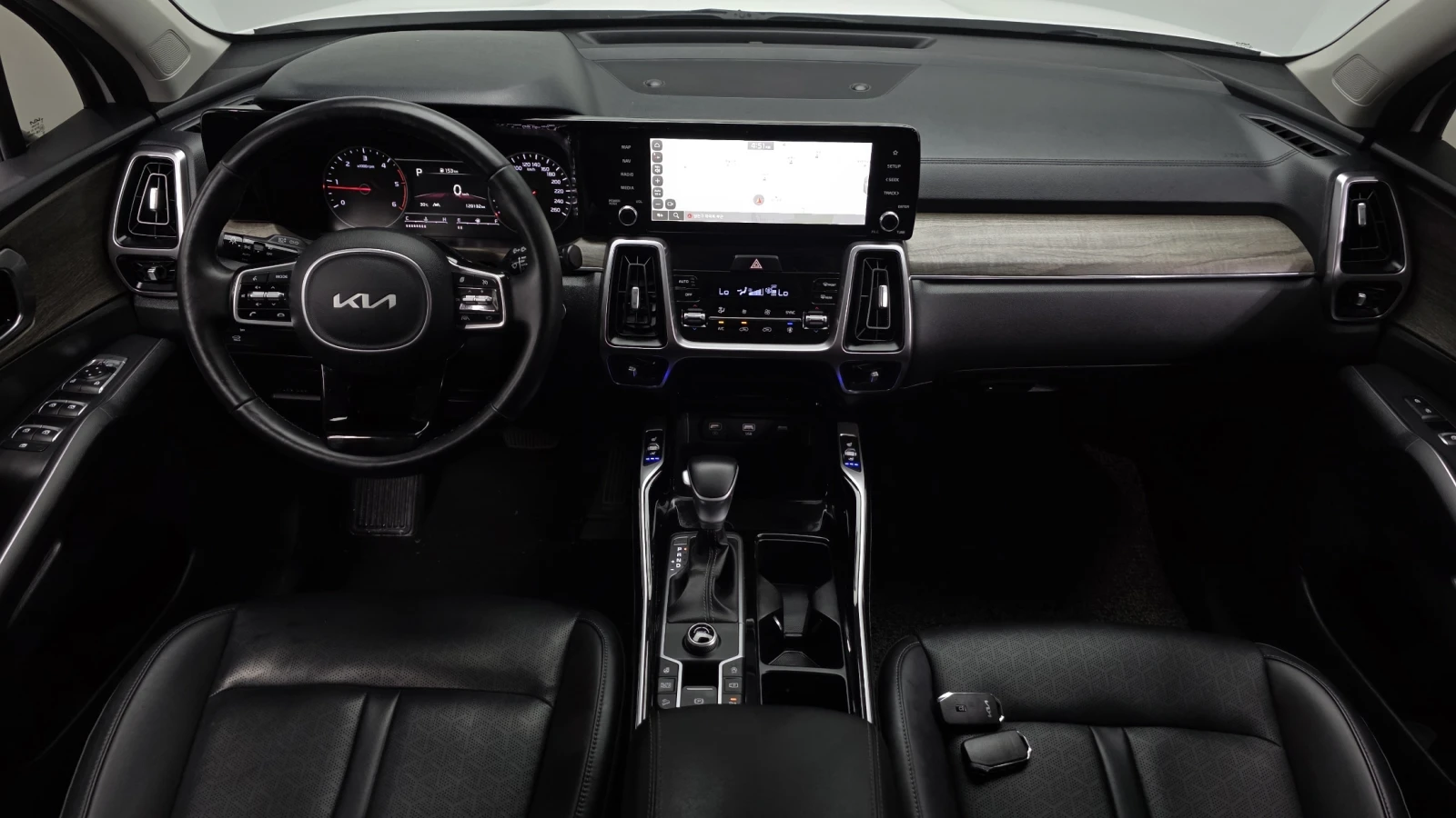 Kia Sorento 2.2 Diesel 2WD Prestige autogeorge.com, снимка 6 - Автомобили и джипове - 55708714