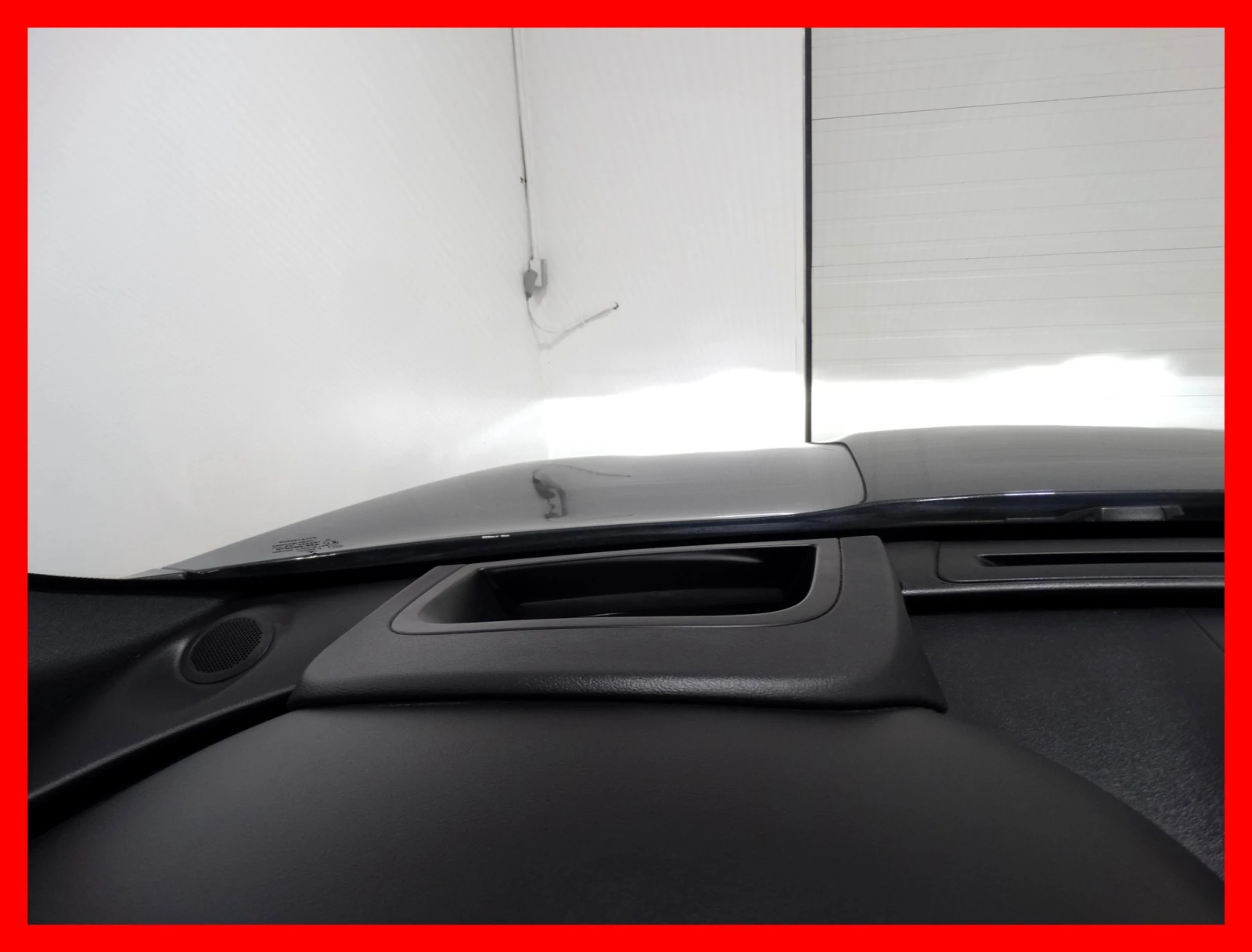 Jaguar F-PACE S AWD / MERIDIAN / BLACK ON BLACK / DIGITAL / HUD, снимка 12 - Автомобили и джипове - 56003678