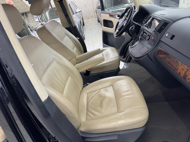 VW Multivan 2.0TDI* 4x4* DSG* HighLine, снимка 13 - Бусове и автобуси - 52428850