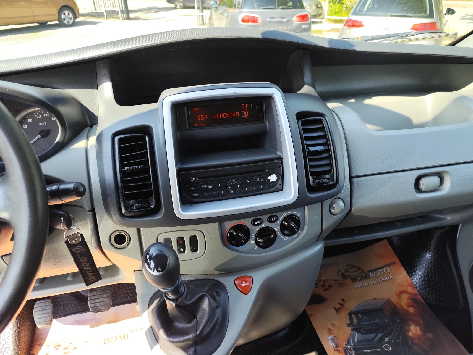 Opel Vivaro 2.0CDTi* 9 MECTA* KLIMA* , снимка 9 - Бусове и автобуси - 54787466