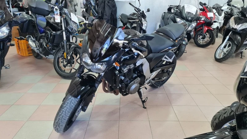 Kawasaki Z 750  Лизинг! Продаден!, снимка 1 - Мотоциклети и мототехника - 46490758