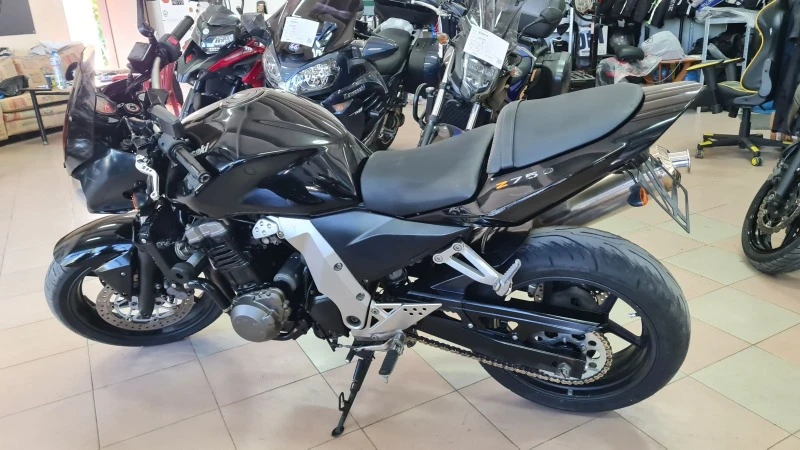 Kawasaki Z 750  Лизинг! Продаден!, снимка 8 - Мотоциклети и мототехника - 46490758