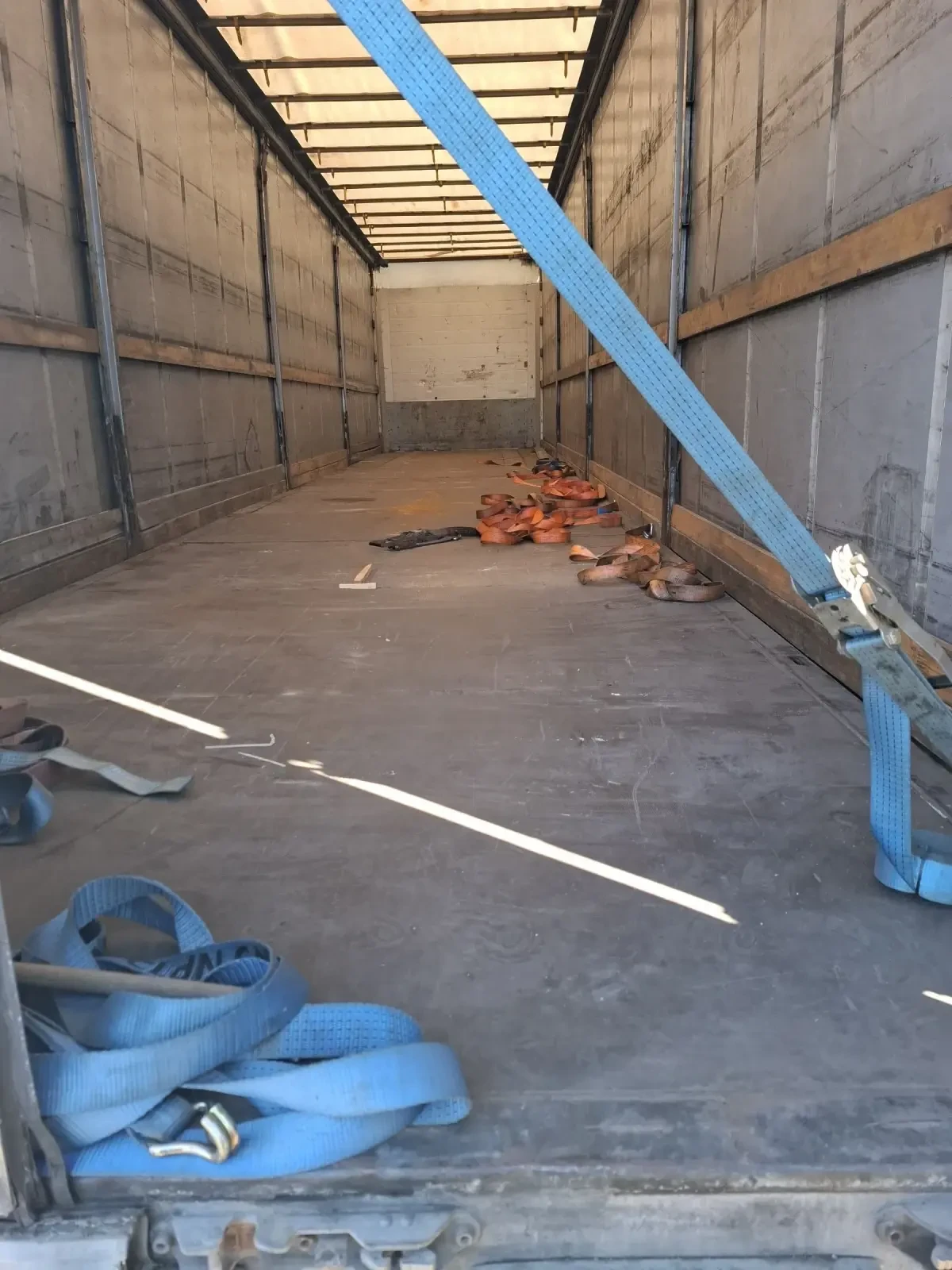  Schmitz | Mobile.bg   5