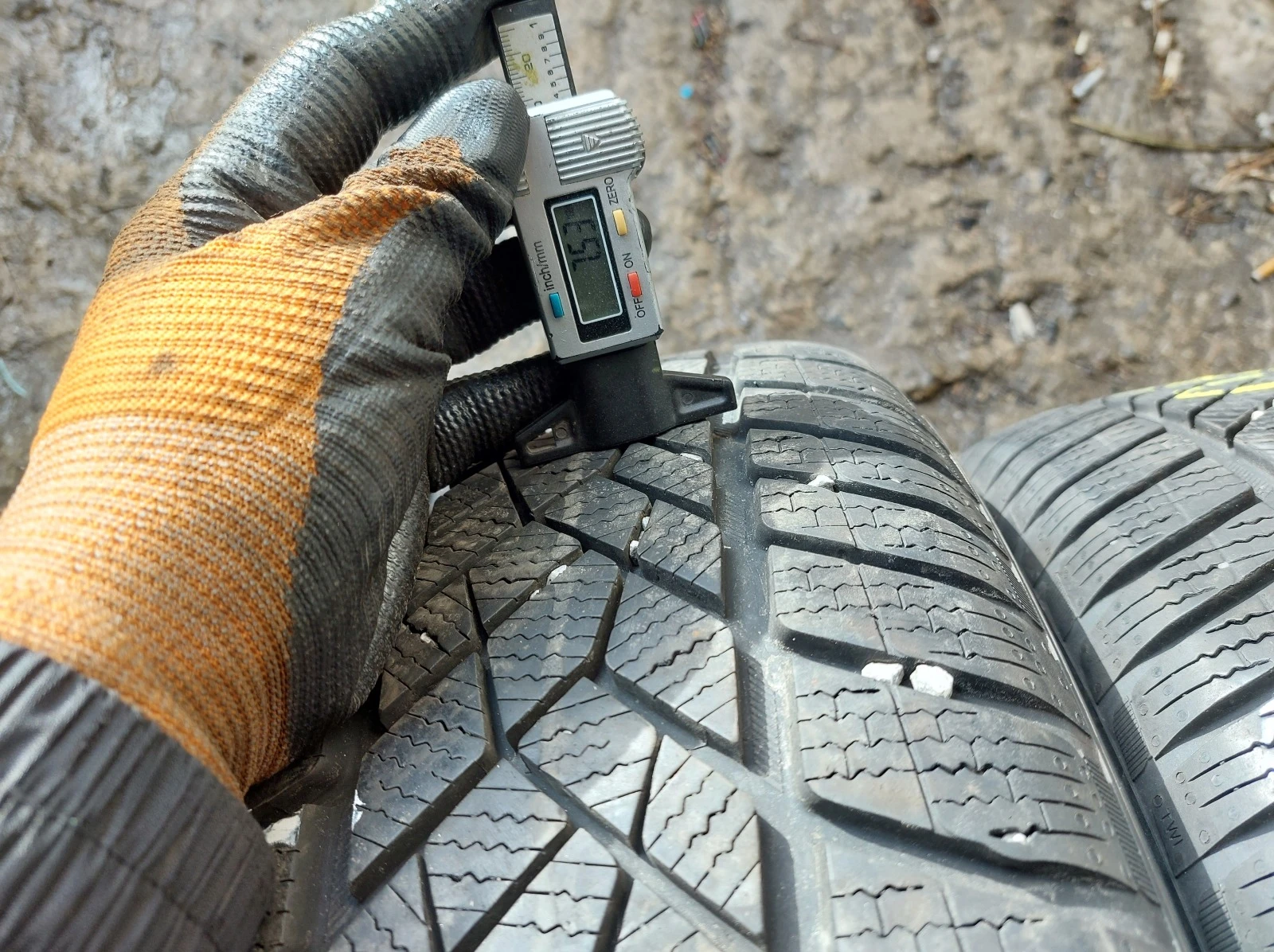 ���� 215/60R17 | Mobile.bg � ����������� 3
