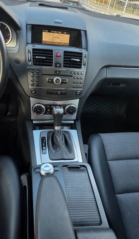 Mercedes-Benz C 350 4-MATIC, снимка 4