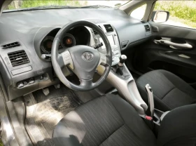Toyota Auris 1.6 VVTi, LPG Landi Renzo , снимка 13