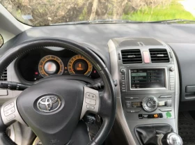 Toyota Auris 1.6 VVTi, LPG Landi Renzo , снимка 12
