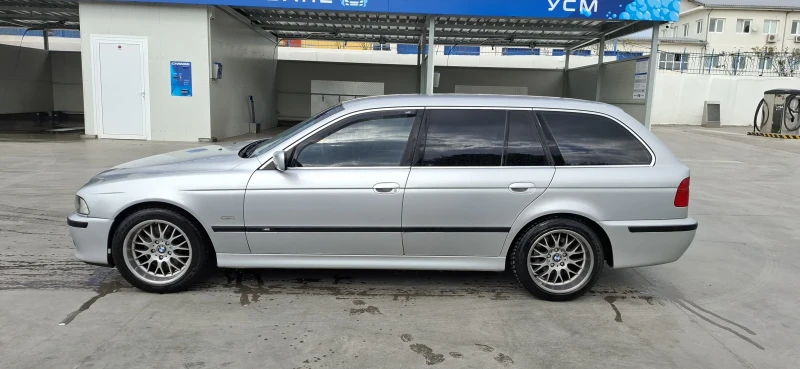 BMW 530, снимка 3 - Автомобили и джипове - 47611242