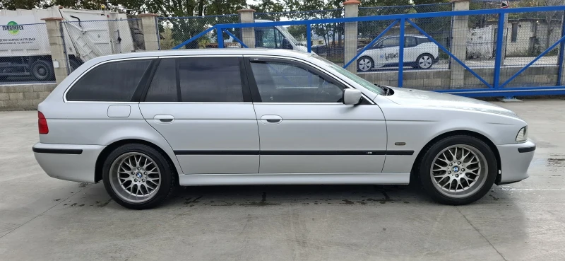 BMW 530, снимка 5 - Автомобили и джипове - 47611242