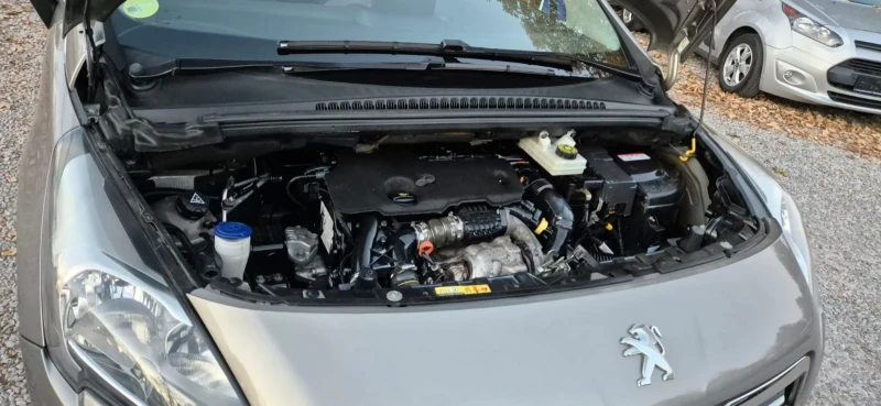 Peugeot 3008 1.6 e-HDi-Active, снимка 14 - Автомобили и джипове - 47909265